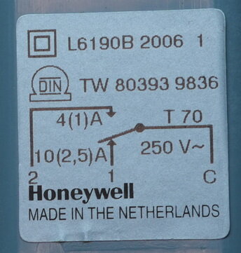 Honeywell L6190B2006 Aquastat Range 25 to 95 °C