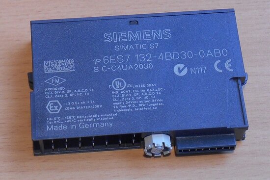 Siemens uitgangsmodule digitale 6ES7 132-4BD30-0AB0 (4 stuks)