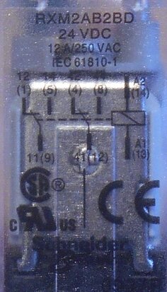 Telemecanique RXM2AB2BD mini relay 24VDC 940347