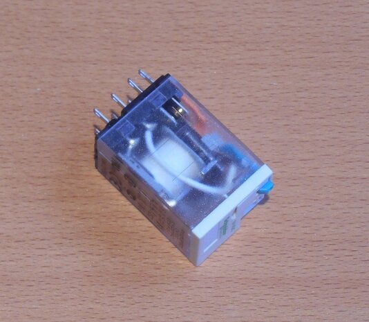 Schneider Electric RXM2AB1BD mini relay 24VDC 940339