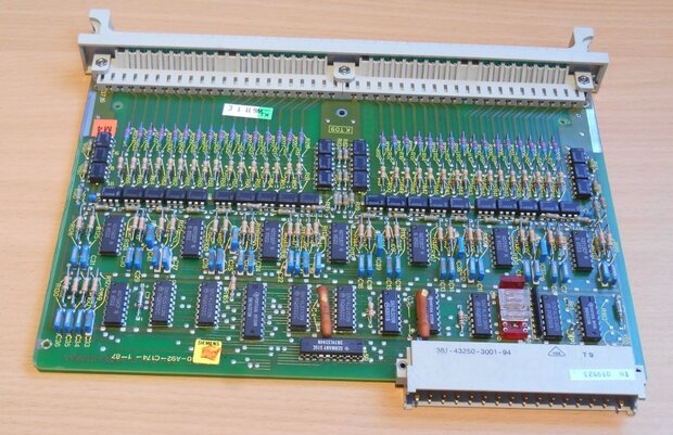 Siemens simatic digital input Module 6ES5430-3BA11 32DI  24VDC