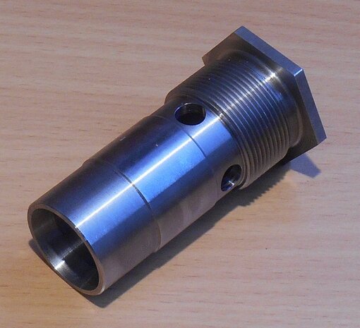 Komatsu 3EC-15-18311 stopper 3EC1518311