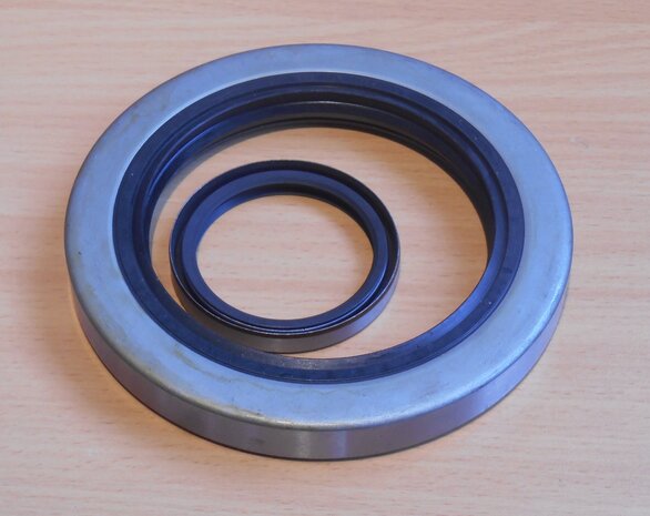 Komatsu 3EB-21-05050 seal kit 3EB2105050